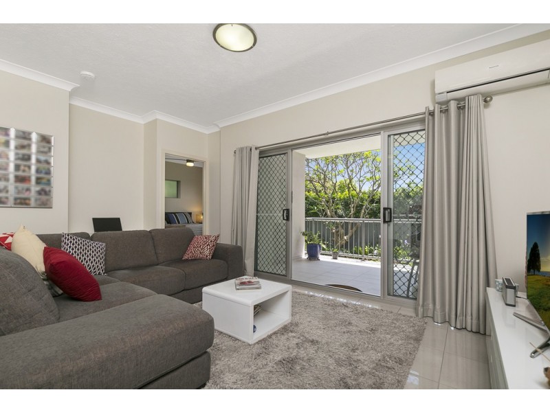 2/73 Mildmay Street, Fairfield QLD 4103