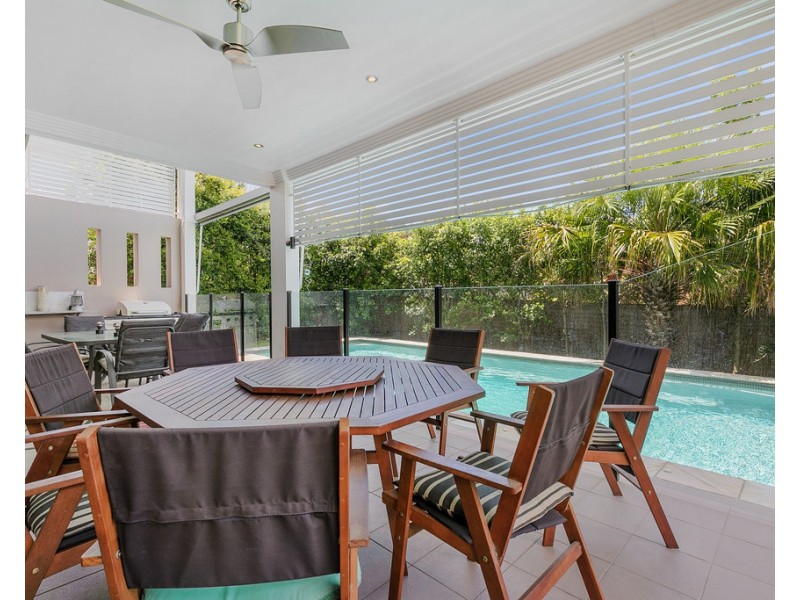 9 Military Close, Annerley QLD 4103