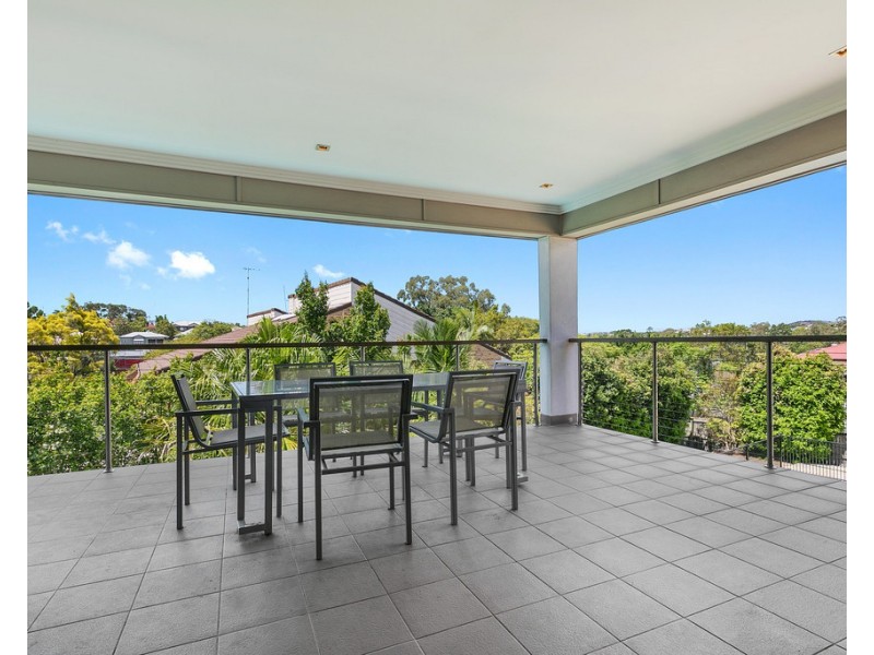 9 Military Close, Annerley QLD 4103