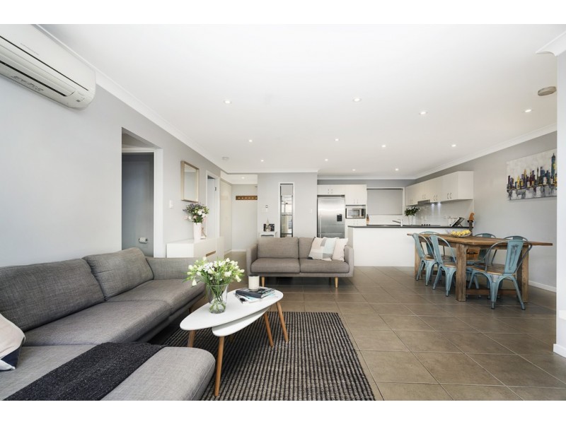 1/63 Gustavson Street, Annerley QLD 4103