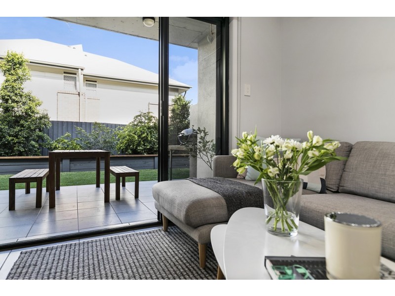 1/63 Gustavson Street, Annerley QLD 4103