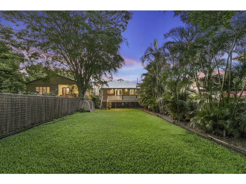 32 Aylesford Street, Annerley QLD 4103