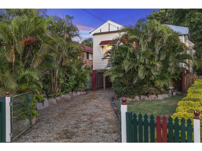 32 Aylesford Street, Annerley QLD 4103