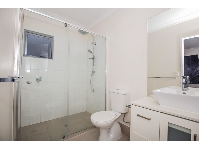 8/27 Steele Street, Holland Park QLD 4121