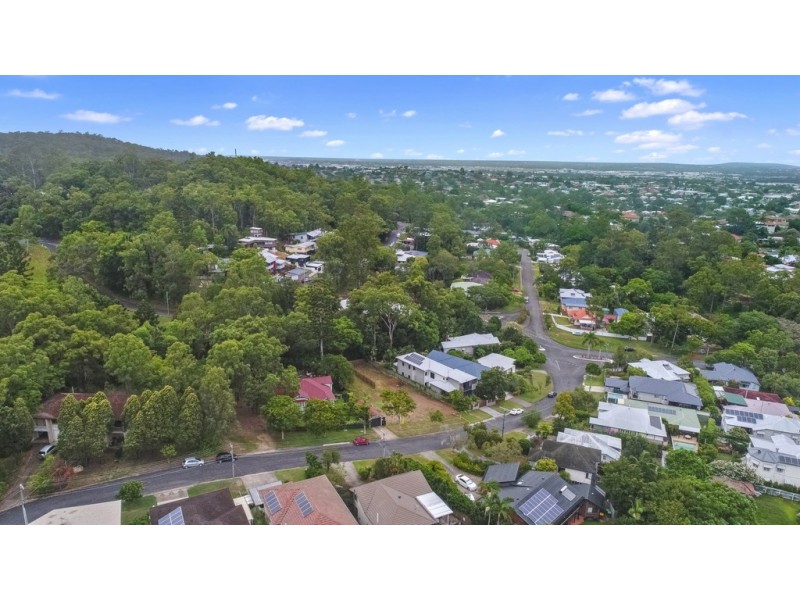 15 Wonderlost Outlook, Annerley QLD 4103