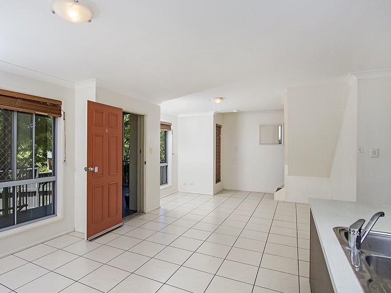 2/9 Tamworth Street, Annerley QLD 4103