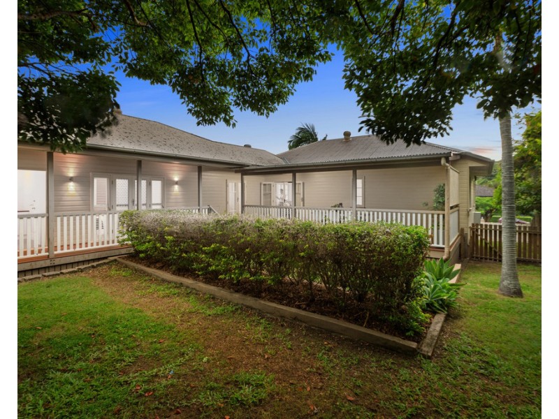 37 Cavillon Street, Holland Park QLD 4121