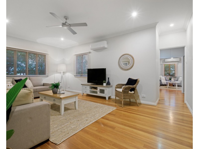 37 Cavillon Street, Holland Park QLD 4121