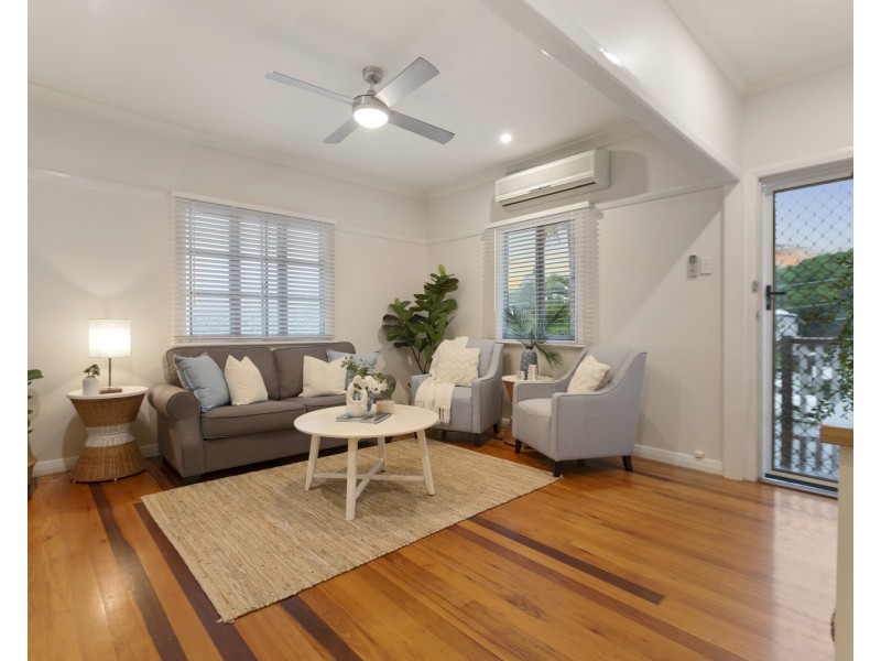 37 Cavillon Street, Holland Park QLD 4121