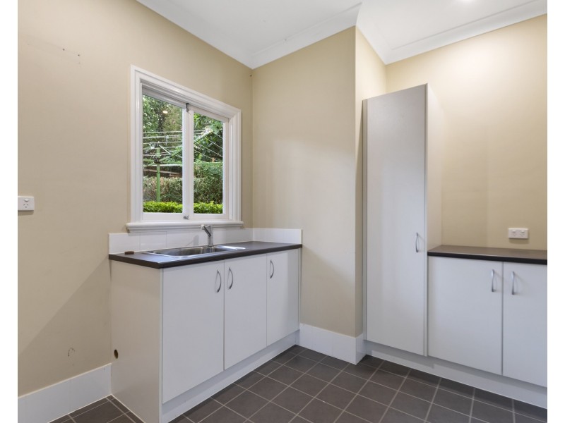 37 Cavillon Street, Holland Park QLD 4121