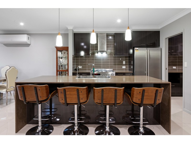 74 Highgate Street, Coopers Plains QLD 4108