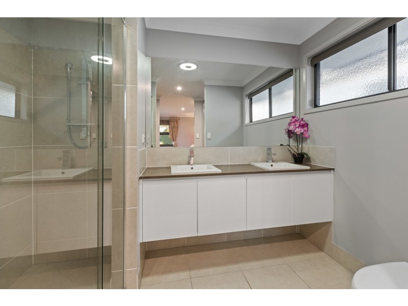 74 Highgate Street, Coopers Plains QLD 4108