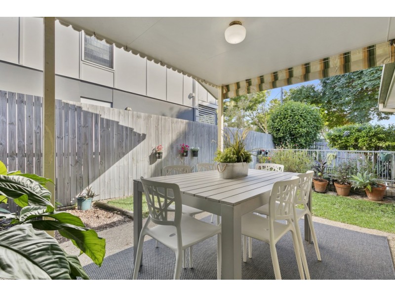 1/18 Kingsley Parade, Yeronga QLD 4104