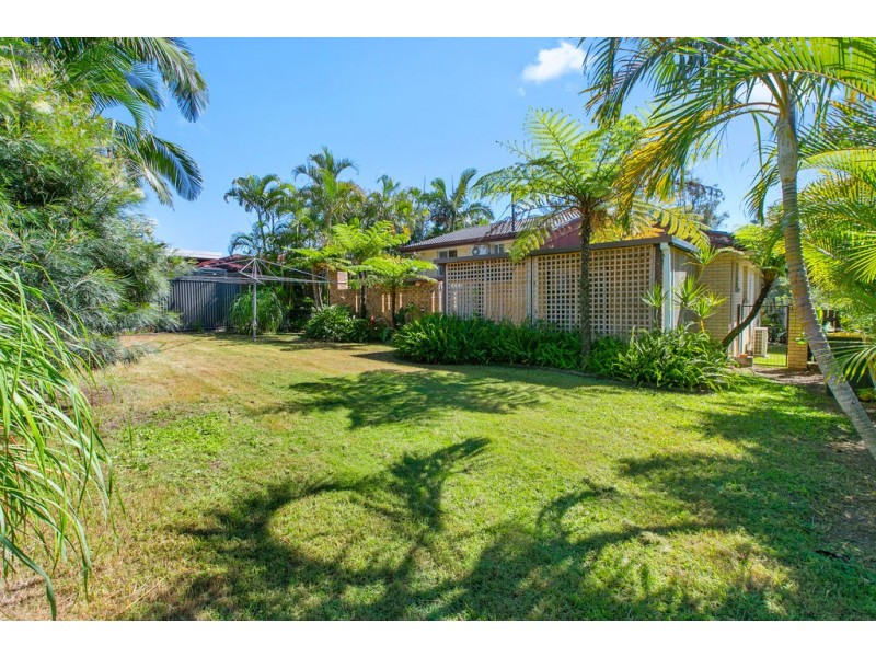 11 Bosworth Street, Coopers Plains QLD 4108