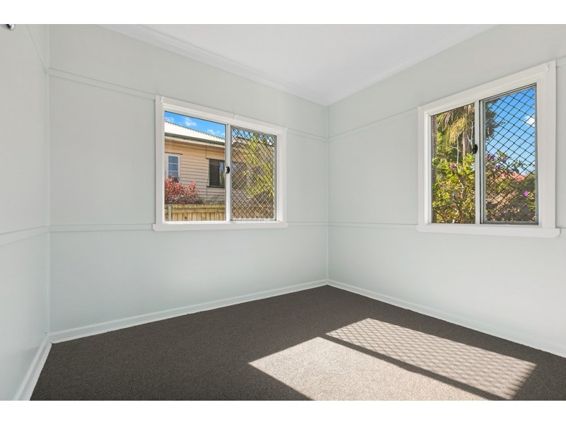 12 Macklin Street, Holland Park QLD 4121