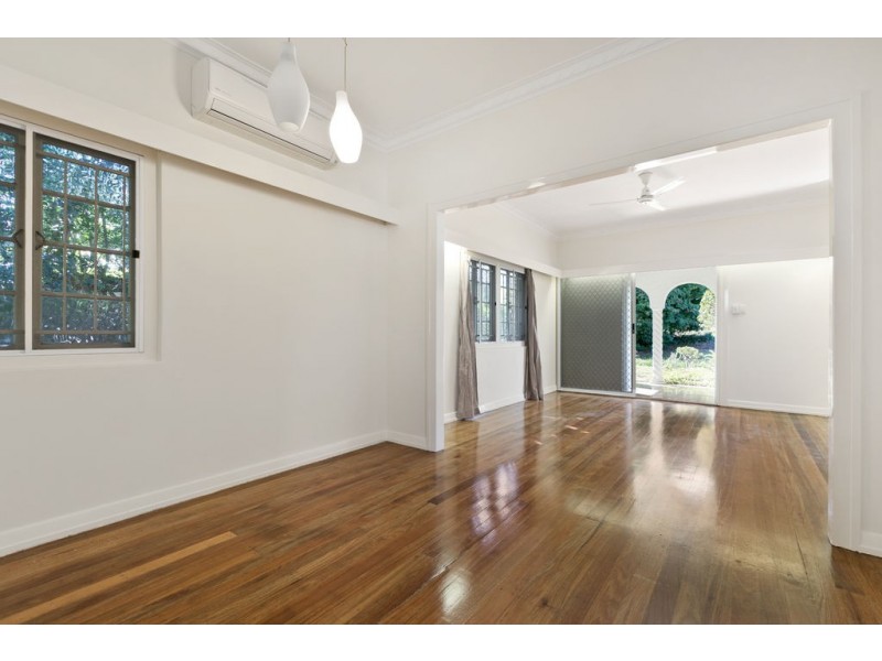 11 Olivia Avenue, Salisbury QLD 4107