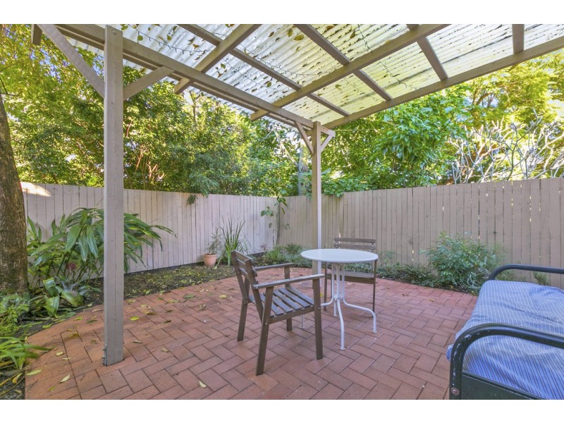 8/40 Yeronga Street, Yeronga QLD 4104