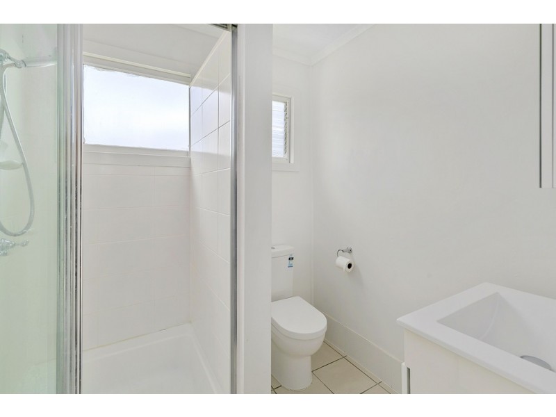 92 Cedar Street, Greenslopes QLD 4120