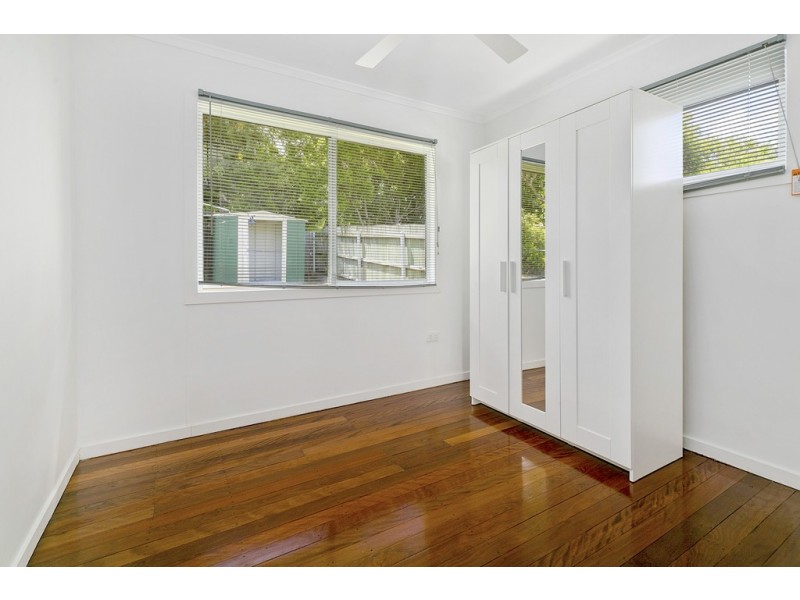 92 Cedar Street, Greenslopes QLD 4120