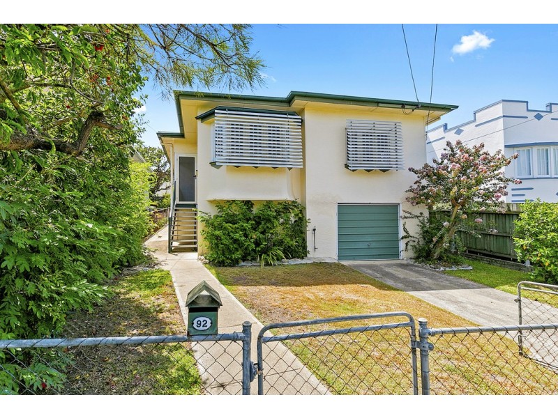 92 Cedar Street, Greenslopes QLD 4120