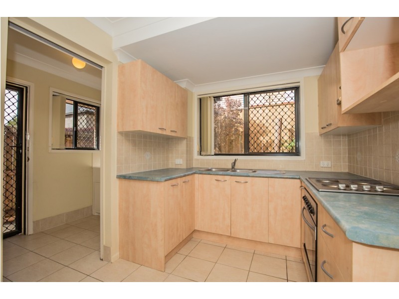 2/51 Gainsborough Street, Moorooka QLD 4105