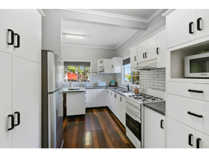 390 Beaudesert Road, Moorooka QLD 4105