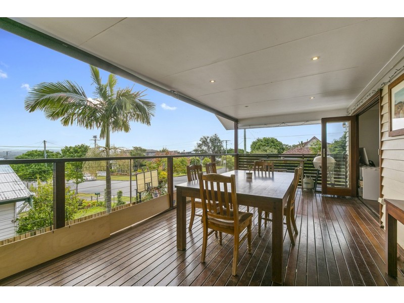 25 Bracken Street, Moorooka QLD 4105