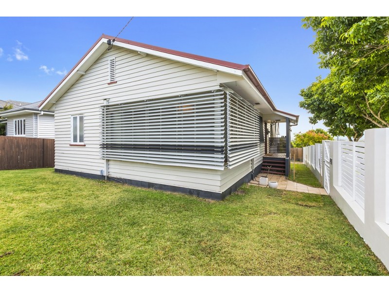 25 Bracken Street, Moorooka QLD 4105