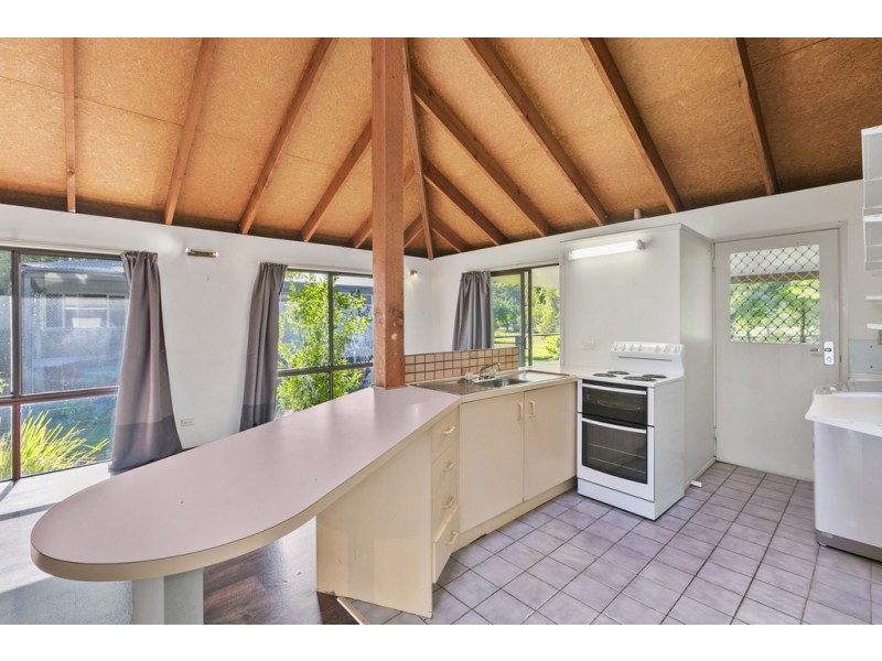 66 Curzon Street, Tennyson QLD 4105