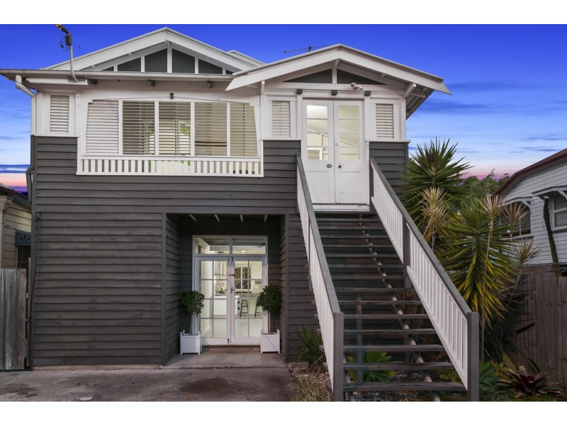 111 Juliette Street, Greenslopes QLD 4120