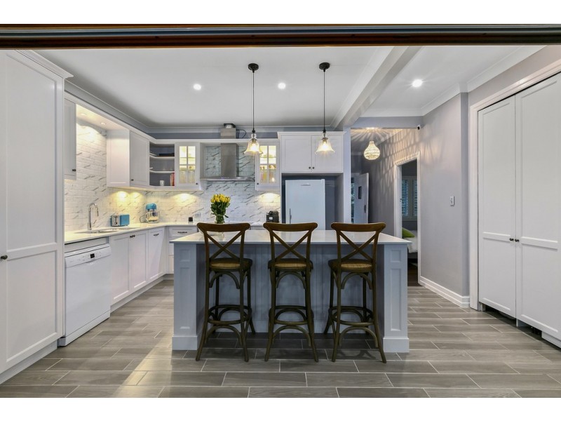 36 Tennessee Avenue, Annerley QLD 4103