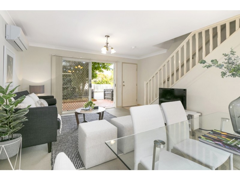 2/121 Chaucer Street, Moorooka QLD 4105