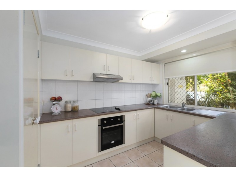 2/121 Chaucer Street, Moorooka QLD 4105