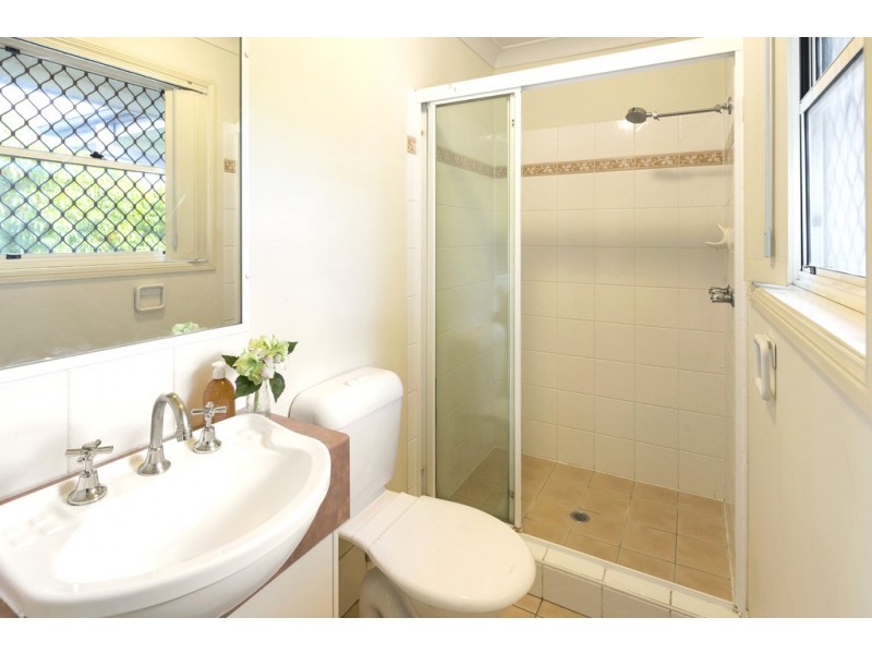 2/121 Chaucer Street, Moorooka QLD 4105