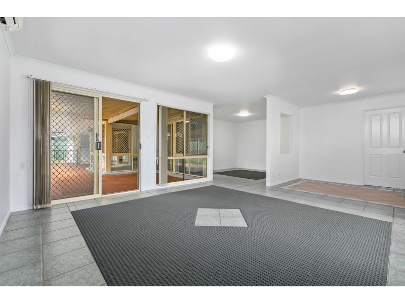 9 Chotai Place, Coopers Plains QLD 4108