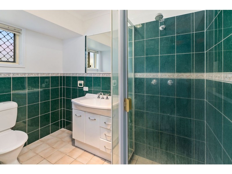 9 Chotai Place, Coopers Plains QLD 4108