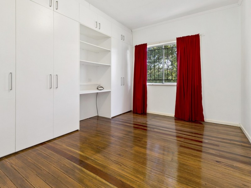 10 Allawah Street, Yeerongpilly QLD 4105