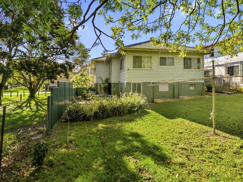 10 Allawah Street, Yeerongpilly QLD 4105