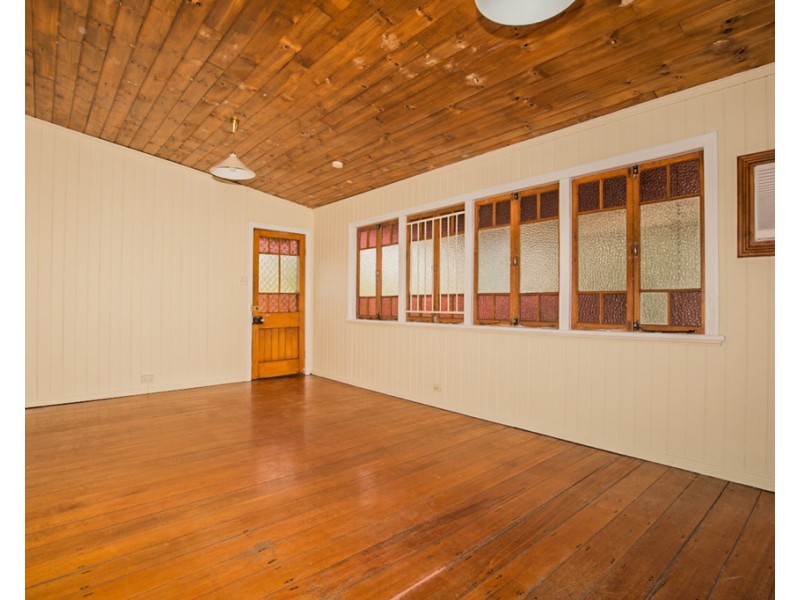 37 Palmerston Street, Annerley QLD 4103