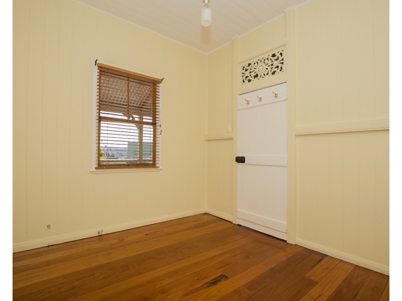 37 Palmerston Street, Annerley QLD 4103