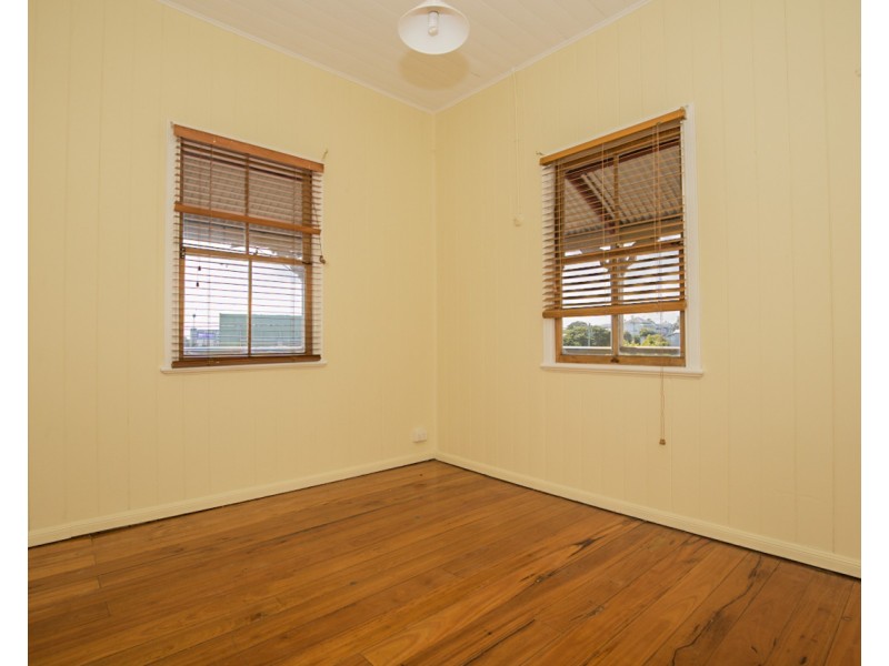37 Palmerston Street, Annerley QLD 4103