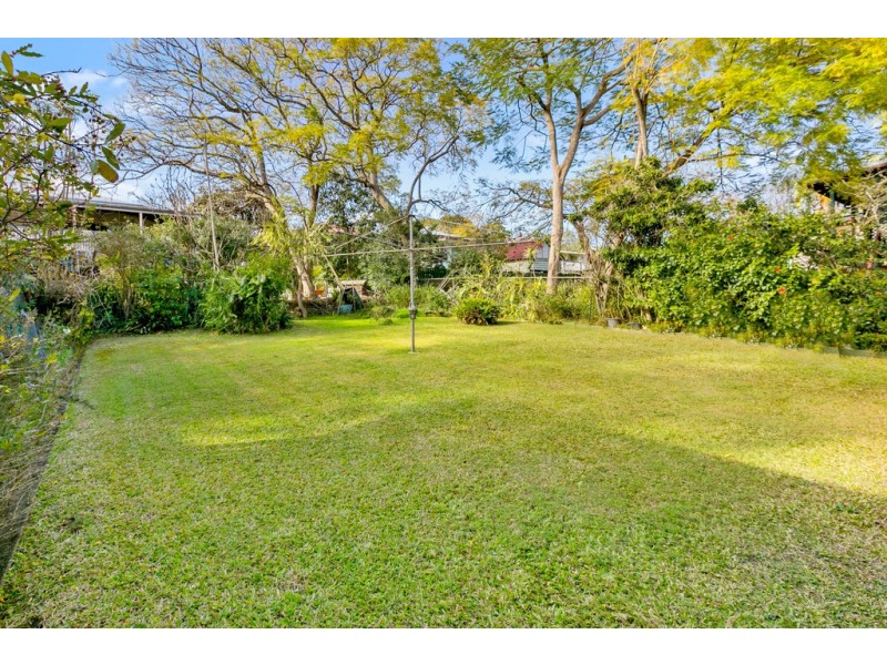 17 Black Street, Yeerongpilly QLD 4105