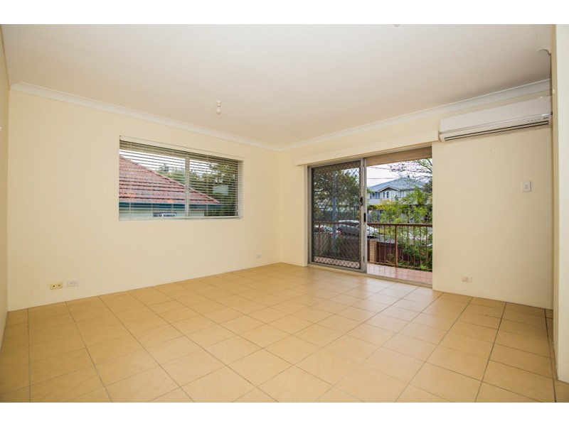 2/11 Fairy Street, Moorooka QLD 4105