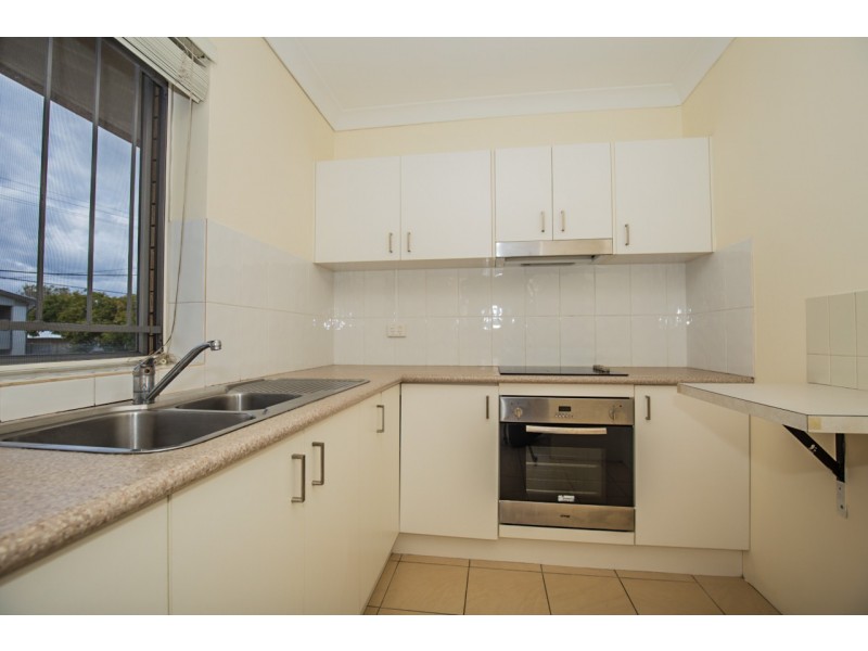 2/11 Fairy Street, Moorooka QLD 4105