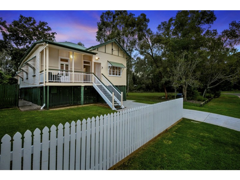 58 Albemarle Street, Yeerongpilly QLD 4105