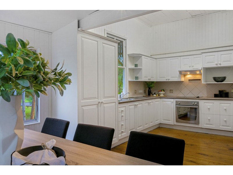 58 Albemarle Street, Yeerongpilly QLD 4105