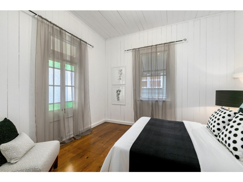 58 Albemarle Street, Yeerongpilly QLD 4105