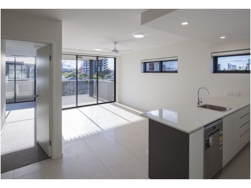 901/37-39 Regent Street, Woolloongabba QLD 4102