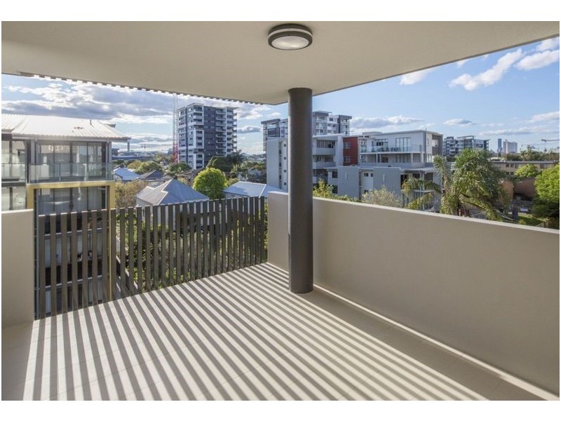 901/37-39 Regent Street, Woolloongabba QLD 4102