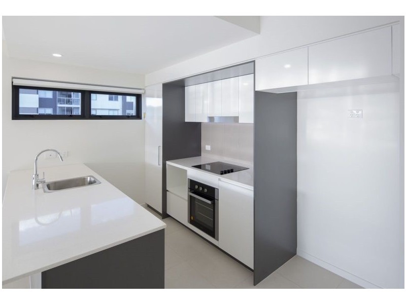 901/37-39 Regent Street, Woolloongabba QLD 4102